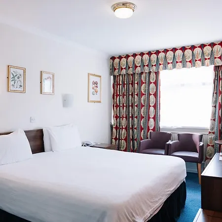 Apollo 3* Saint Helier