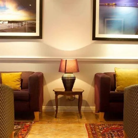Apollo Hotel 3*