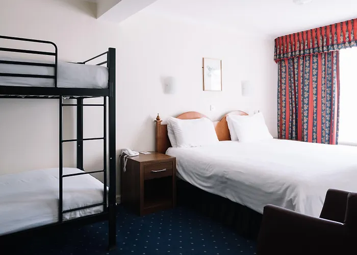 Apollo Saint Helier Jersey