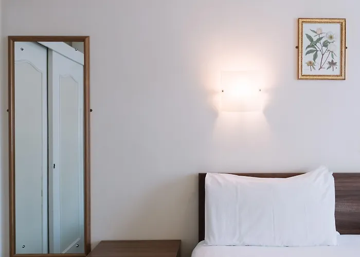 Apollo Saint Helier Jersey